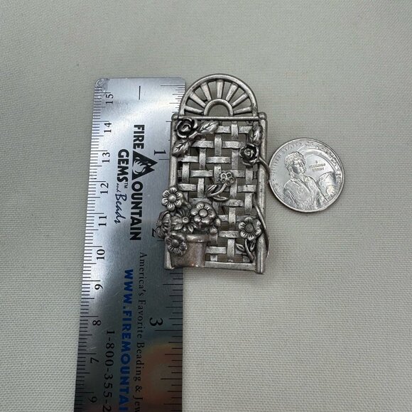 Vintage Danecraft Brooch Flower Garden Trellis Pots-Flowers '60's Silver -Tone - Picture 3 of 6